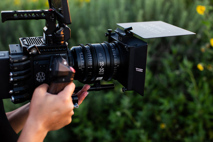 How to Choose the Right Wooden Camera Matte Box For Your Production